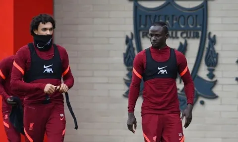 Klopp giải thích lý do Diaz, Mane và Alexander-Arnold dự bị