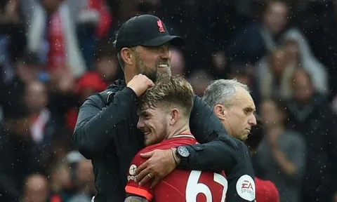 Klopp lý giải việc cho Elliott đá chính trận Inter Milan