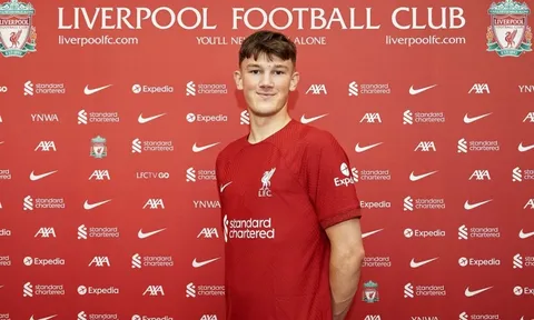 Klopp nêu lý do tân binh Liverpool hủy du đấu