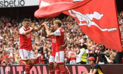 Klopp ngạc nhiên với thắng lợi 6-0 của Arsenal