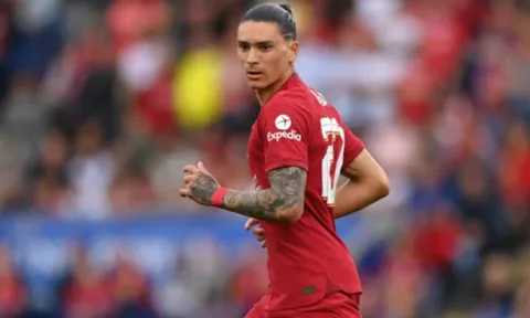 Klopp nói lý do Nunez phải dự bị