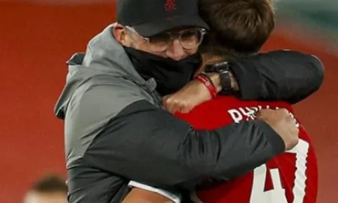 Klopp phải cảm thán với 1 cái tên ở trận West Ham