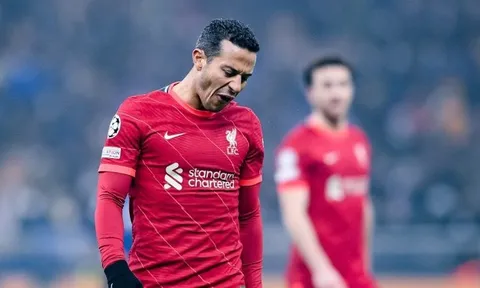 Klopp tiết lộ lý do Thiago không thể đá trận CK Cúp Liên đoàn