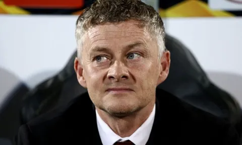 "Ký 2 cái tên đó, 1 phù thủy số 10 và Man Utd sẽ hoàn hảo"