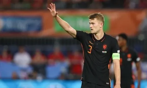 Ký De Ligt, Chelsea có 2 vũ khí vượt mặt thành Manchester