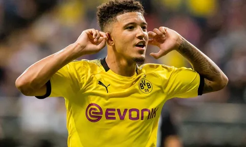 Ký gấp "đôi chân pha lê", Man Utd gửi thông điệp đanh thép đến Jadon Sancho