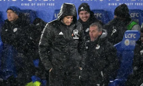 "Kỷ nguyên" Emery còn tệ hơn cả "ngày tàn" của Wenger