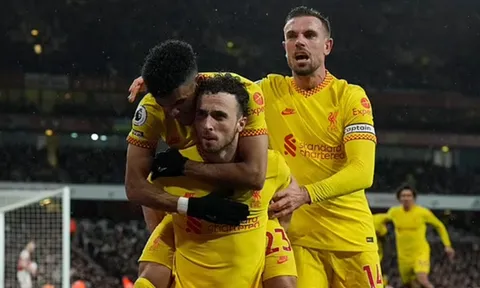 Thắng Arsenal, Carragher nói thẳng về cơ hội vô địch của Liverpool