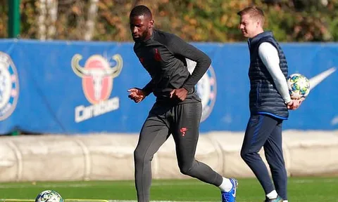 Lại chấn thương, "kim cương đen" của Chelsea chưa hẹn ngày tái xuất