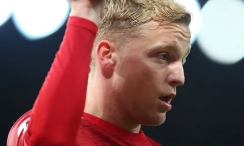 Lại dự bị, Van de Beek nói lời thật lòng