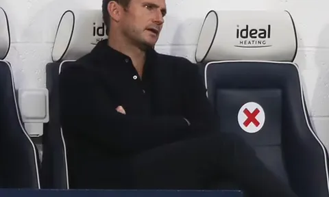 Frank Lampard đưa 3 báu vật của Chelsea vào tầm ngắm
