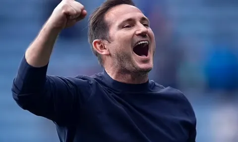 Lampard cám ơn trò cũ vì ghi bàn vào lưới Leeds