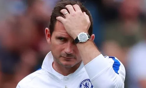 Lampard: "Cậu ta đã thể hiện sự thiếu chuyên nghiệp"