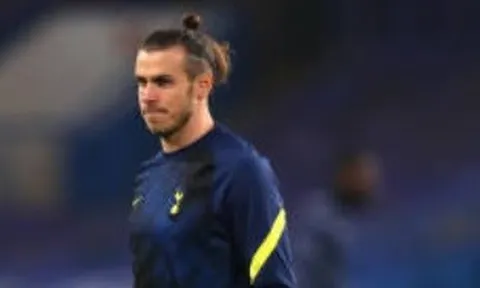 Bale dự bị cả trận, Lampard nói luôn 1 câu