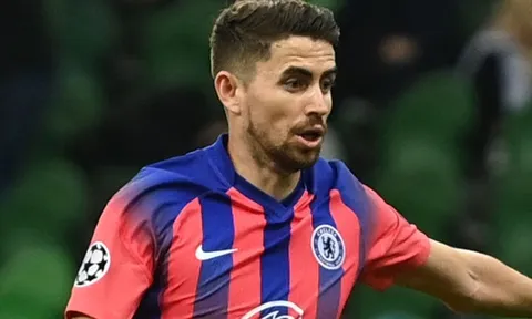 Jorginho nhảy chân sáo sút hỏng penalty, Lampard nói thẳng 1 câu