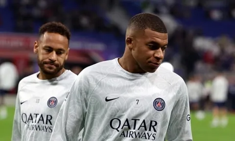 Lãnh đạo PSG: 'Sai lầm khi chiêu mộ cả Neymar và Mbappe'