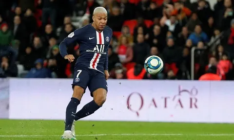 Lập cú đúp, Mbappe làm điều "50 năm có 1" ở Ligue 1