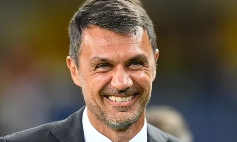 Lập đại công cho Milan, cựu sao Real thuyết phục thành công Maldini