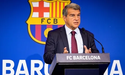 Rõ điều kiện để Barca đăng ký Raphinha và Lewandowski
