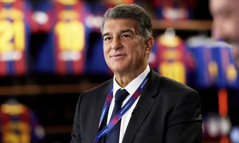Laporta chỉ điểm, Barca thâu tóm siêu sao của Man Utd