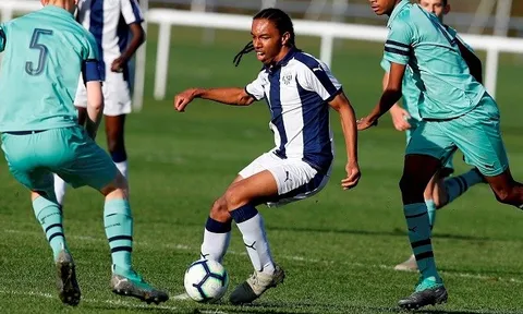 3 đại gia ''Big Six'' nhòm ngó sao 16 tuổi của West Brom