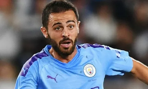 'Phù thủy' Man City xuống phong độ, Pep Guardiola nói lời tâm can