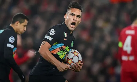 Nhìn Martinez phá lưới Liverpool, người ta mới thấy Arteta đã đúng
