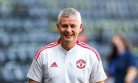 Lấy đi huyền thoại, Real trả lại cho Man Utd huyền thoại mới