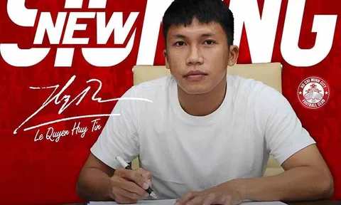 Lê Quyền Huy Tín: "Cơn lốc" cánh trái và câu chuyện cá chép vượt vũ môn