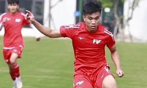 Lê Văn Đô nhận thẻ đỏ trực tiếp ở V-League 2