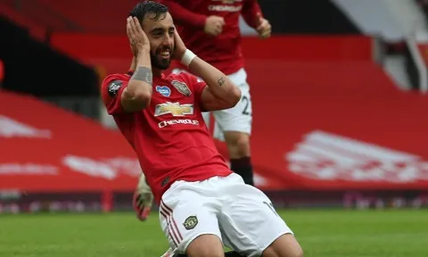 "Lên đồng" trước West Brom, Bruno Fernandes khiến cả châu Âu phải cúi đầu