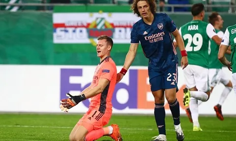 Leno mắc sai lầm, huyền thoại Arsenal tiếc nuối vì 1 cái tên