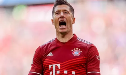 Chelsea chen ngang vụ Barca - Lewandowski