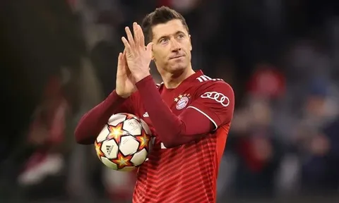 Lewandowski bị đồng hương "quay lưng" vì Bayern Munich