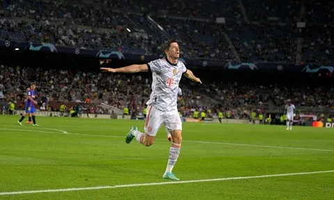 Lewandowski công khai nối gót Ronaldo và Ibrahimovic