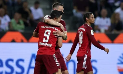Lewandowski cứu nguy, Bayern ra quân nhạt nhòa