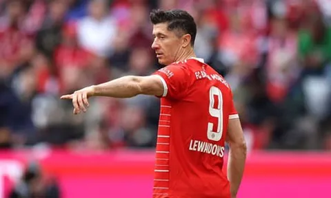 Xavi xác nhận thương vụ Lewandowski