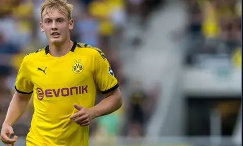 Liên tục mất điểm, tân binh đắt giá của Dortmund chỉ trích triết lý “kiểu Mourinho”