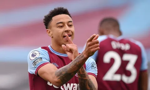 'Lingard, cậu được yêu mến ở London, hãy đến đó thi đấu'