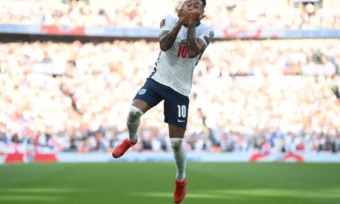 Lập cú đúp, Lingard gửi ngay thông điệp đến Cristiano Ronaldo