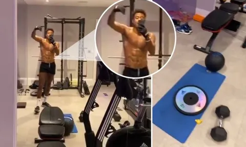 Lingard gửi thông điệp 'đe dọa' Fernandes và De Beek với động thái đáng gờm