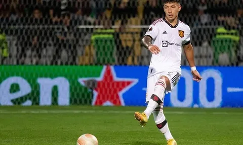 Lisandro Martinez: "Anh ấy là một huyền thoại đối với tôi"