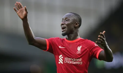 Liverpool có quyết định với tiền vệ lương 120.000 bảng/tuần