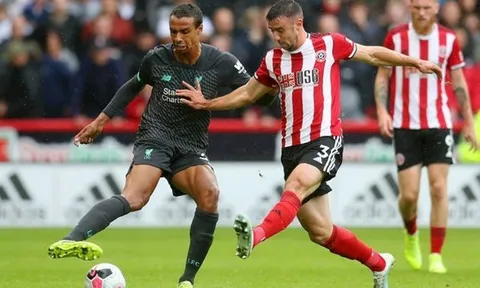 'Cạ cứng' Van Dijk báo tin vui, Liverpool sẵn sàng đánh sập OTF