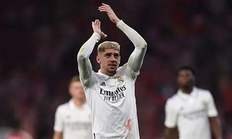 Liverpool được khuyên nổ bom tấn thách thức Man City