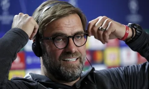 'Liverpool nên bán 2 cầu thủ dự bị đó đi'