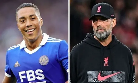 Liverpool nên cuỗm thương vụ quan trọng của Arsenal