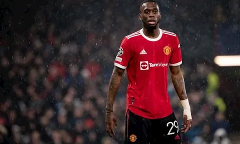Lộ danh sách rút gọn thay Wan-Bissaka của Man United