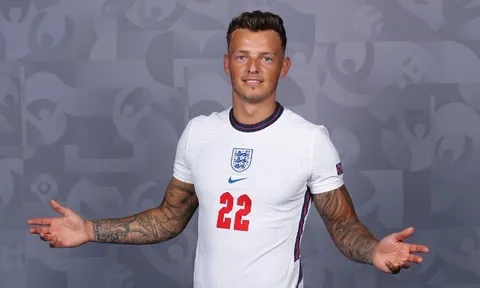 Lộ diện cầu thủ Arsenal làm công tác tuyển trạch Ben White