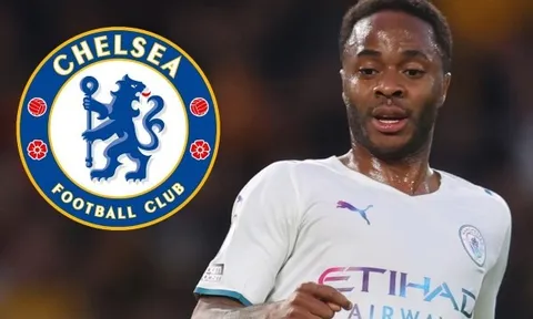 Lộ mức phí đầu tiên bị từ chối của Chelsea cho Sterling